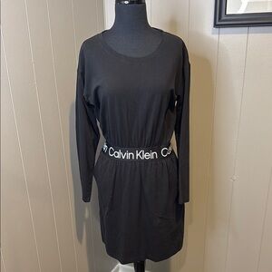 Calvin Klein Women’s Medium Black Midi Dress